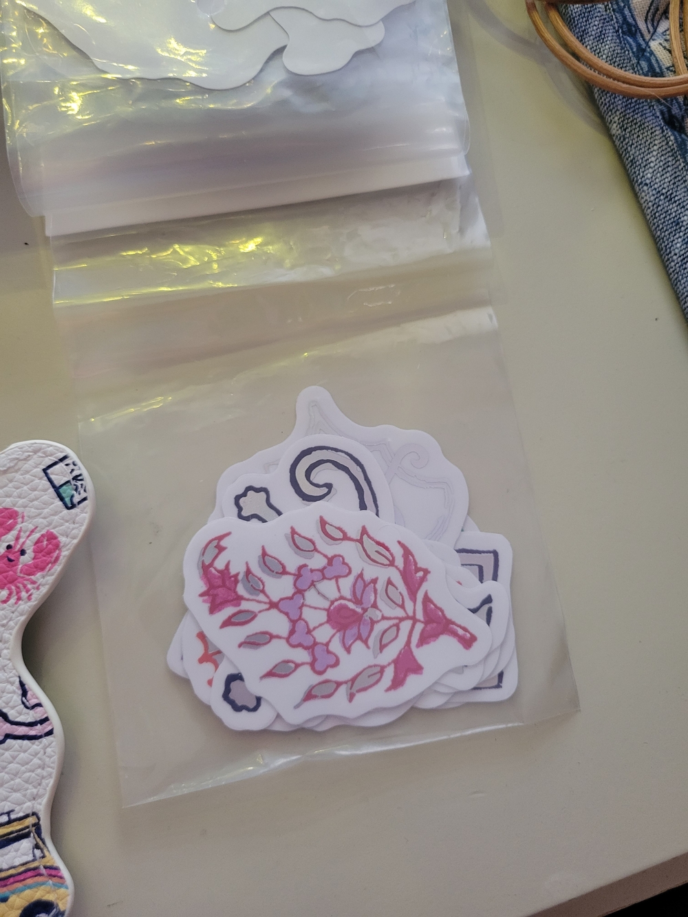 Roller Rabbit Pink Monkey Luggage Tag & Sticker Pack - Picture 3 of 3